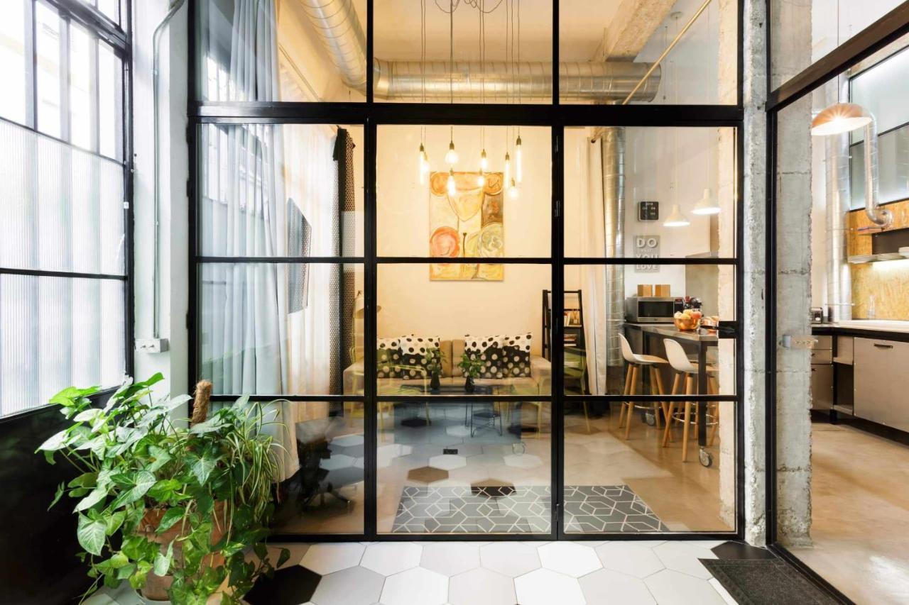 Monkeys Apartments Luxury Metaloft セビリア エクステリア 写真